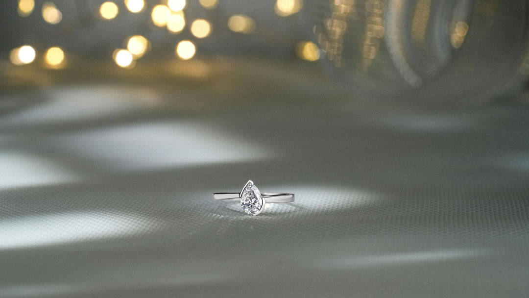 Do Lab Grown Diamonds Glow Under UV Light