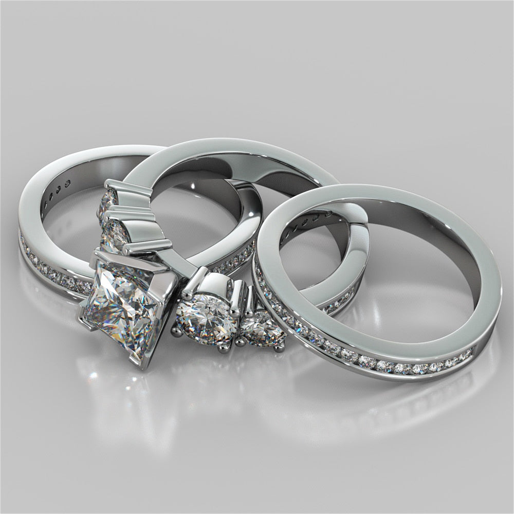 1.5Ct Princess Cut Lab Grown Diamond 5-Stone Engagement Ring with Accents